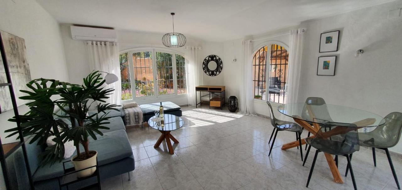 Cheerful 2-Bedroom Villa With Private Pool Calpe Exterior photo