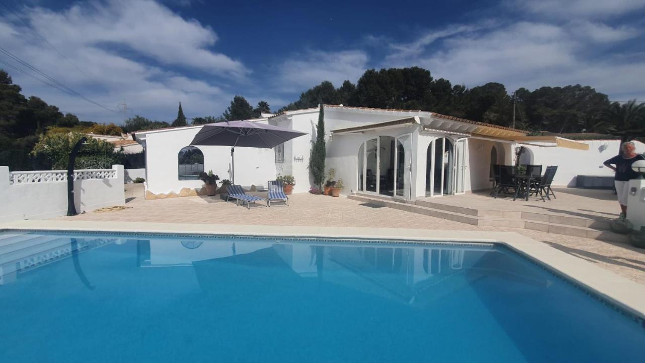 Cheerful 2-Bedroom Villa With Private Pool Calpe Exterior photo